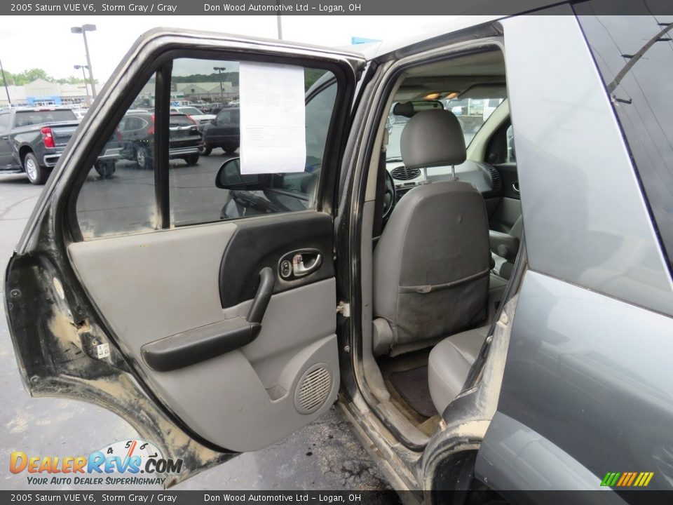 2005 Saturn VUE V6 Storm Gray / Gray Photo #22