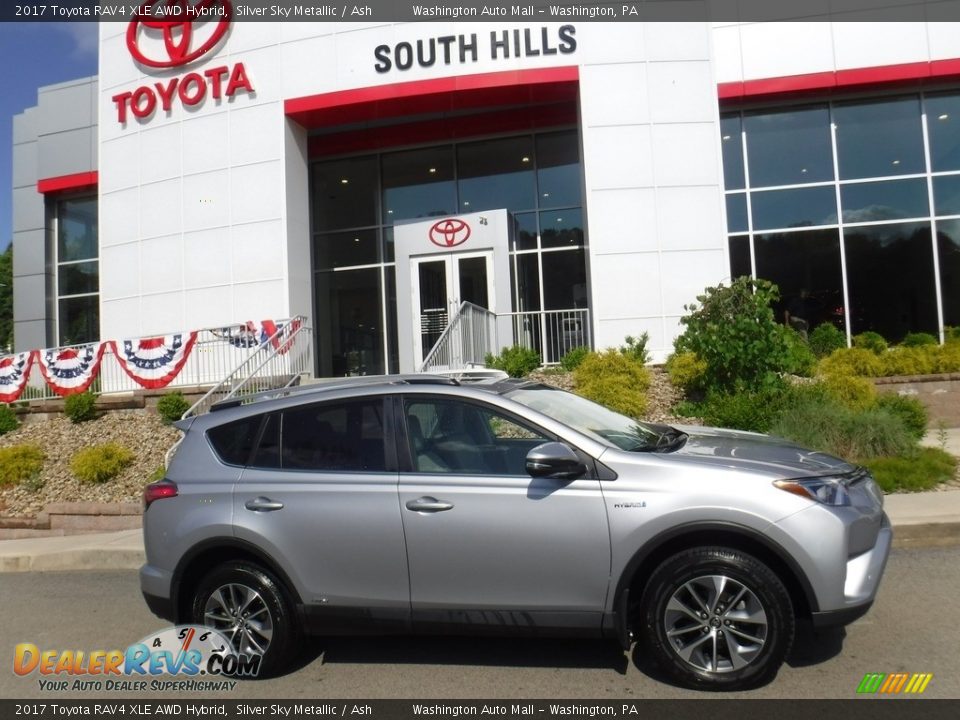 2017 Toyota RAV4 XLE AWD Hybrid Silver Sky Metallic / Ash Photo #2