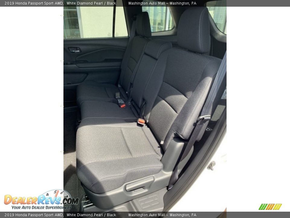 2019 Honda Passport Sport AWD White Diamond Pearl / Black Photo #18