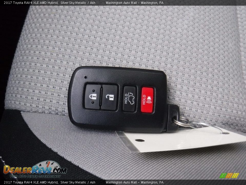 2017 Toyota RAV4 XLE AWD Hybrid Silver Sky Metallic / Ash Photo #29
