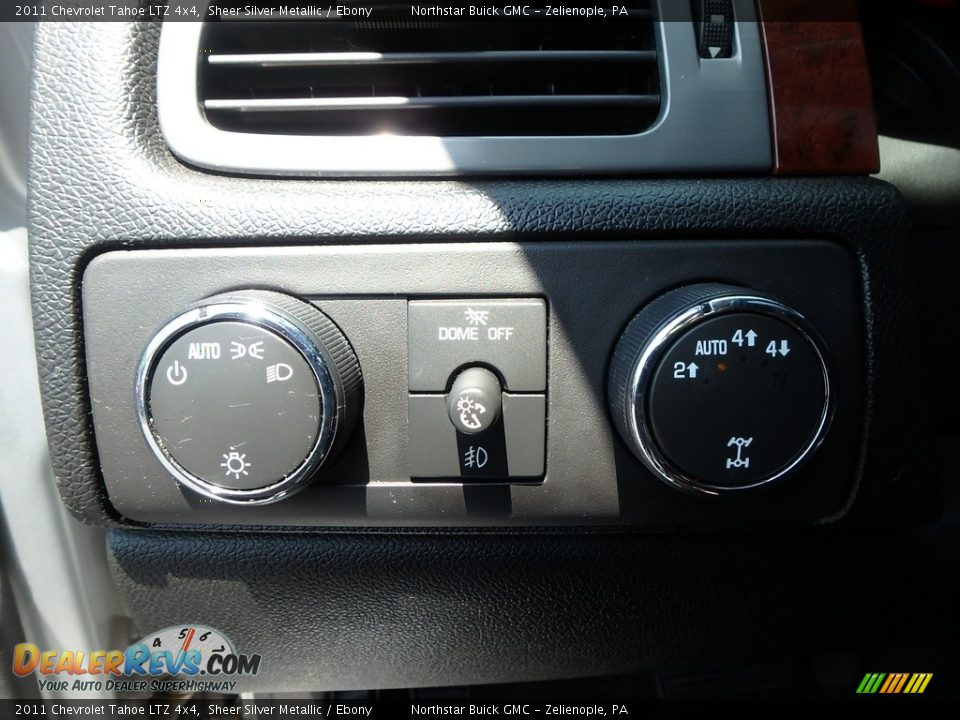 2011 Chevrolet Tahoe LTZ 4x4 Sheer Silver Metallic / Ebony Photo #25