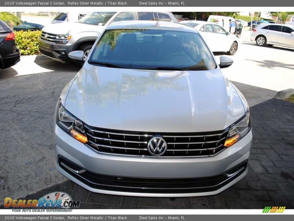 2016 Volkswagen Passat S Sedan Reflex Silver Metallic / Titan Black Photo #3