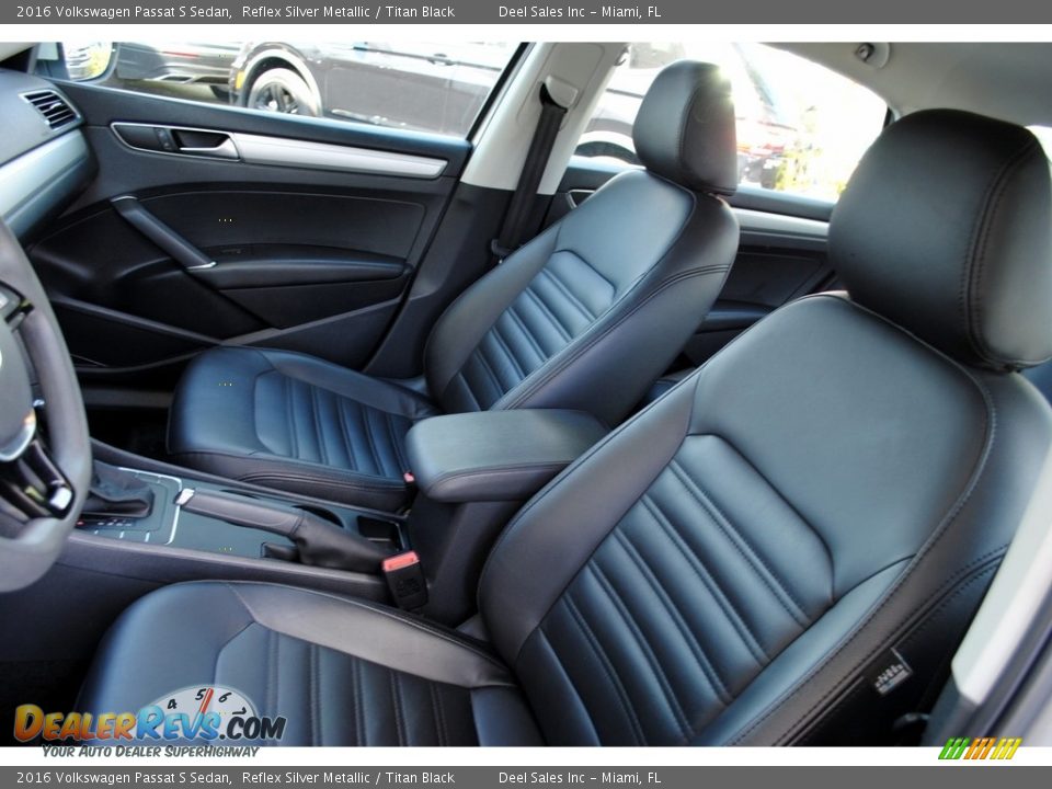 2016 Volkswagen Passat S Sedan Reflex Silver Metallic / Titan Black Photo #12