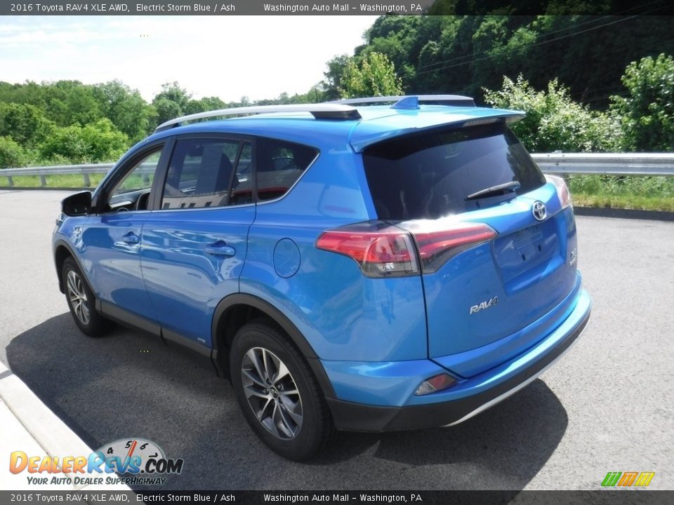 2016 Toyota RAV4 XLE AWD Electric Storm Blue / Ash Photo #8