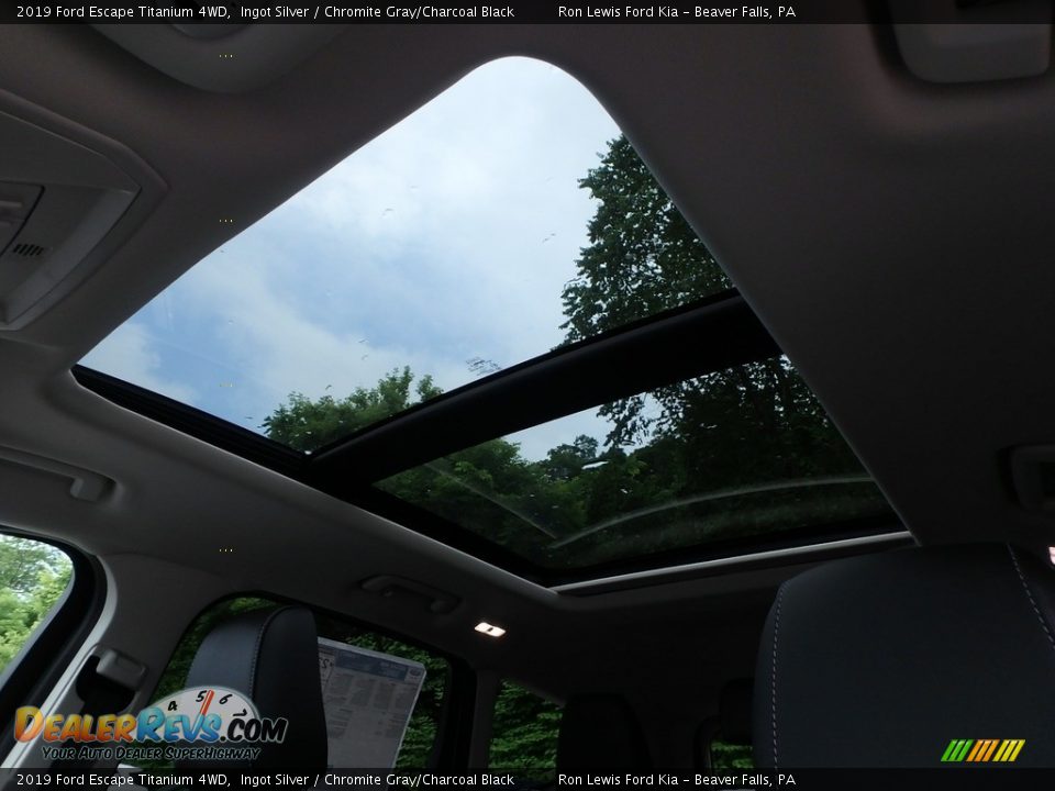 2019 Ford Escape Titanium 4WD Ingot Silver / Chromite Gray/Charcoal Black Photo #16