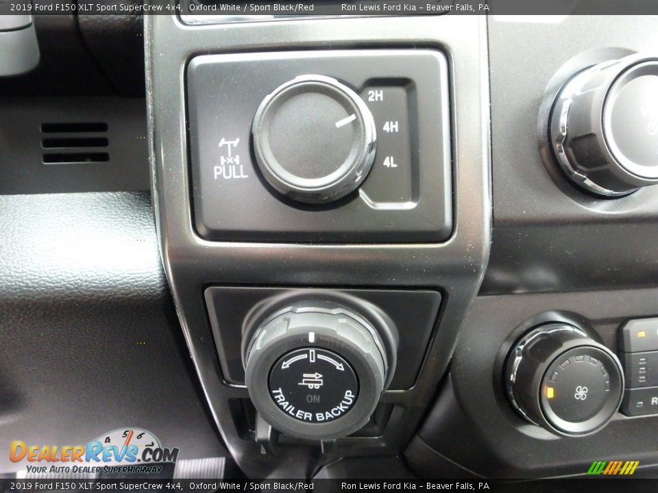 2019 Ford F150 XLT Sport SuperCrew 4x4 Oxford White / Sport Black/Red Photo #18