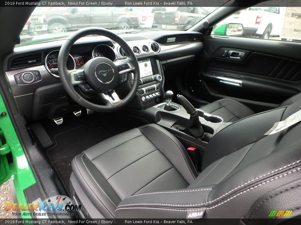 Ebony Interior - 2019 Ford Mustang GT Fastback Photo #14