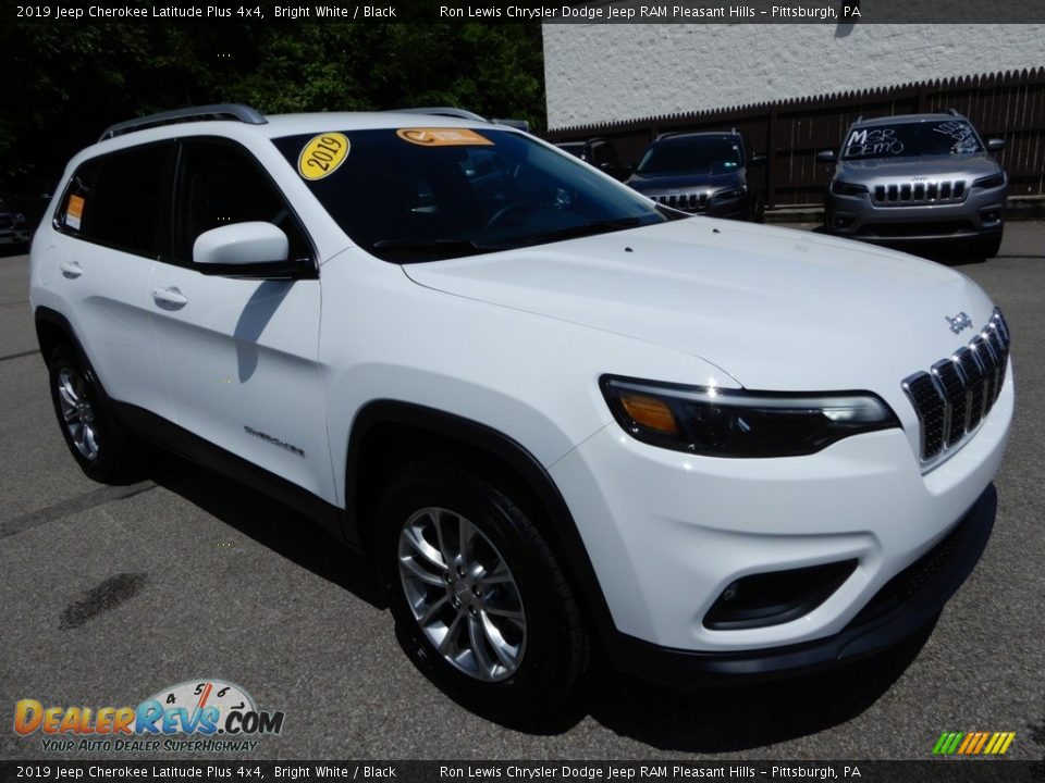 2019 Jeep Cherokee Latitude Plus 4x4 Bright White / Black Photo #8