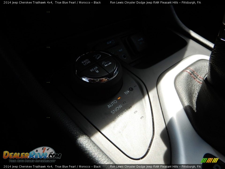 2014 Jeep Cherokee Trailhawk 4x4 True Blue Pearl / Morocco - Black Photo #16