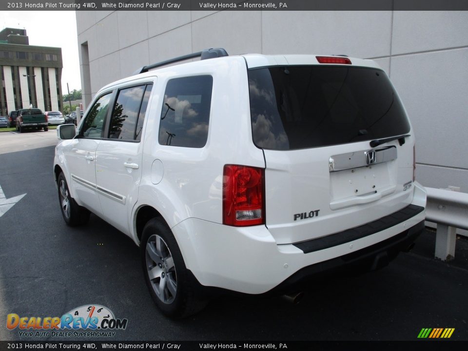 2013 Honda Pilot Touring 4WD White Diamond Pearl / Gray Photo #3