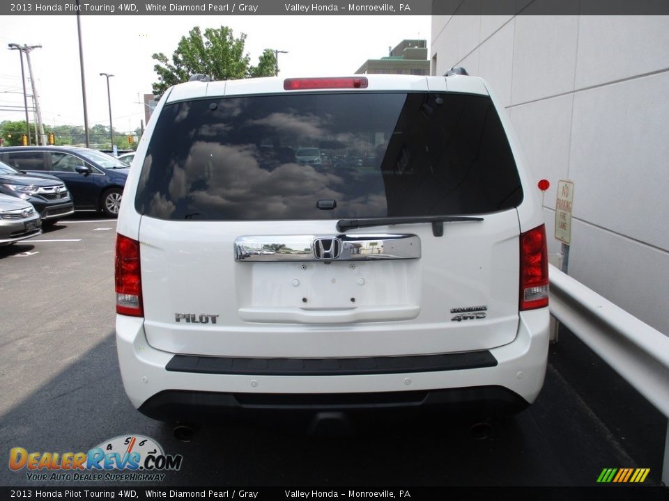 2013 Honda Pilot Touring 4WD White Diamond Pearl / Gray Photo #4