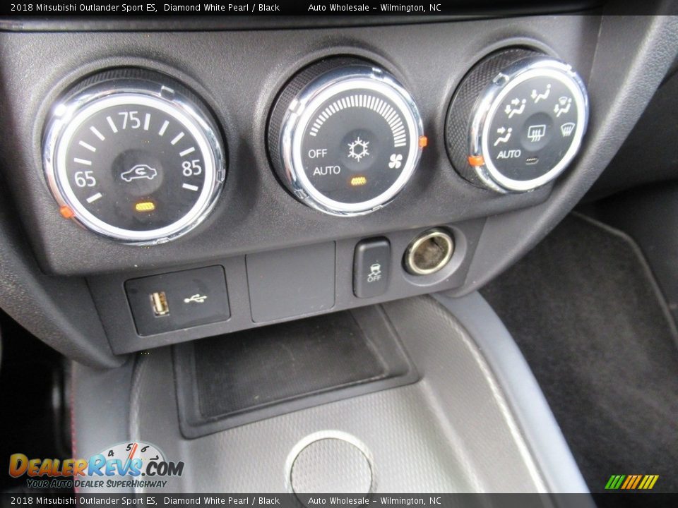 2018 Mitsubishi Outlander Sport ES Diamond White Pearl / Black Photo #18