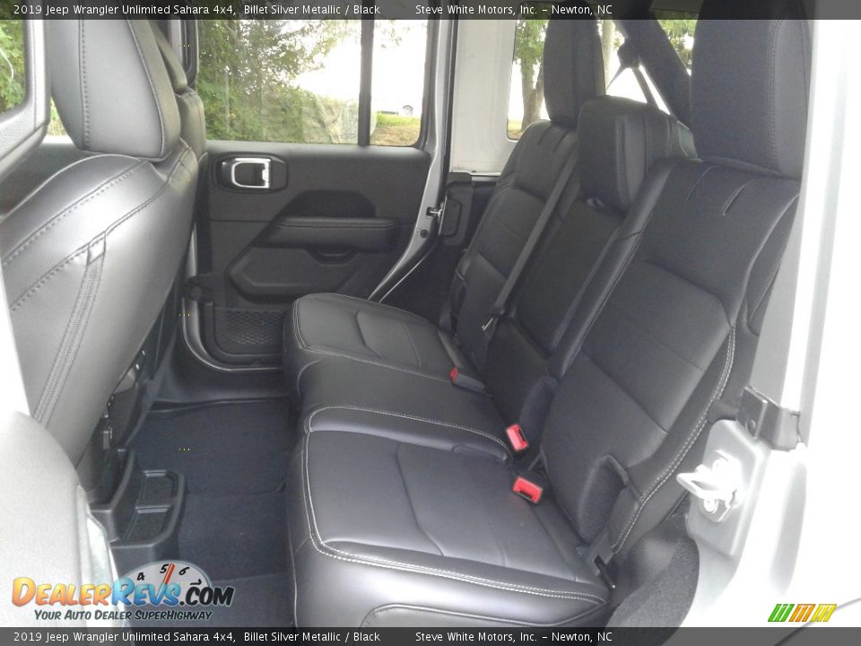 2019 Jeep Wrangler Unlimited Sahara 4x4 Billet Silver Metallic / Black Photo #11