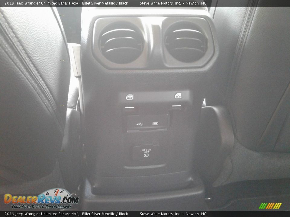 2019 Jeep Wrangler Unlimited Sahara 4x4 Billet Silver Metallic / Black Photo #13