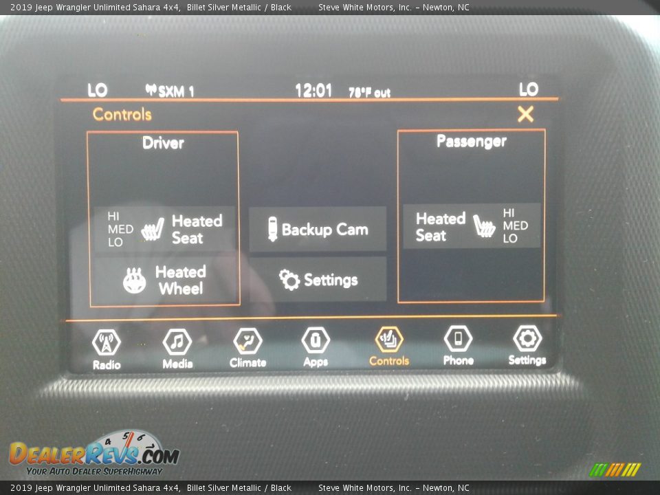 2019 Jeep Wrangler Unlimited Sahara 4x4 Billet Silver Metallic / Black Photo #24