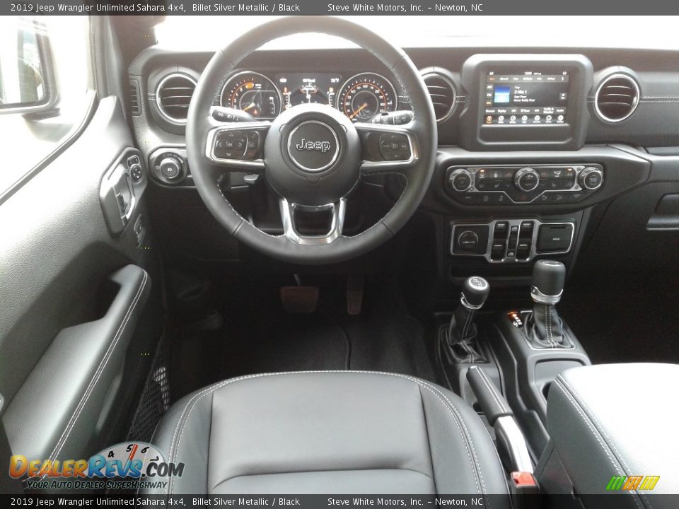2019 Jeep Wrangler Unlimited Sahara 4x4 Billet Silver Metallic / Black Photo #28