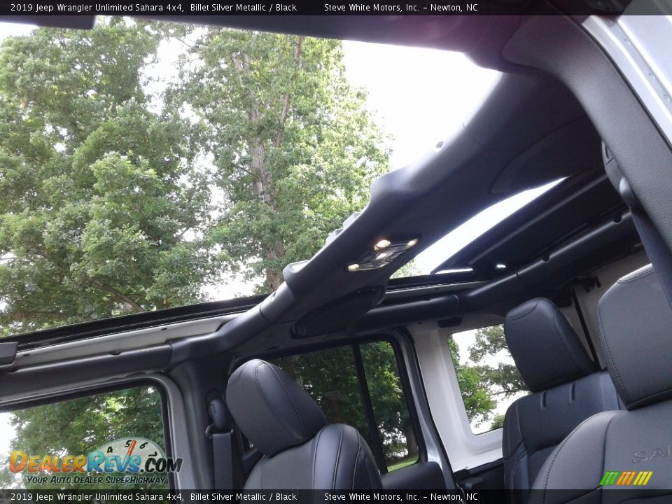 2019 Jeep Wrangler Unlimited Sahara 4x4 Billet Silver Metallic / Black Photo #31