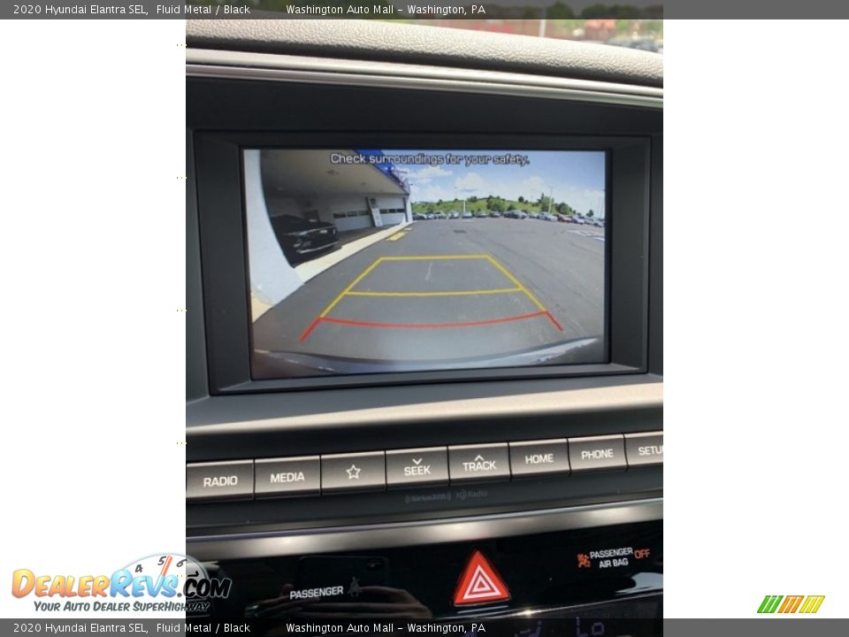 2020 Hyundai Elantra SEL Fluid Metal / Black Photo #33