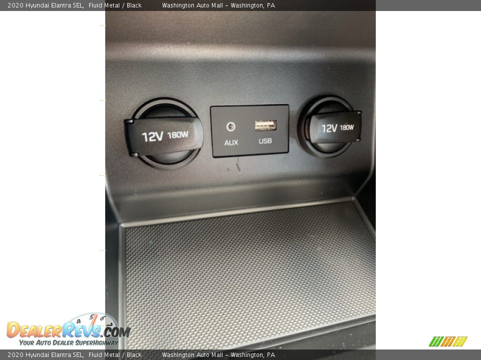 2020 Hyundai Elantra SEL Fluid Metal / Black Photo #36