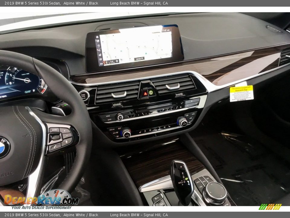 2019 BMW 5 Series 530i Sedan Alpine White / Black Photo #6