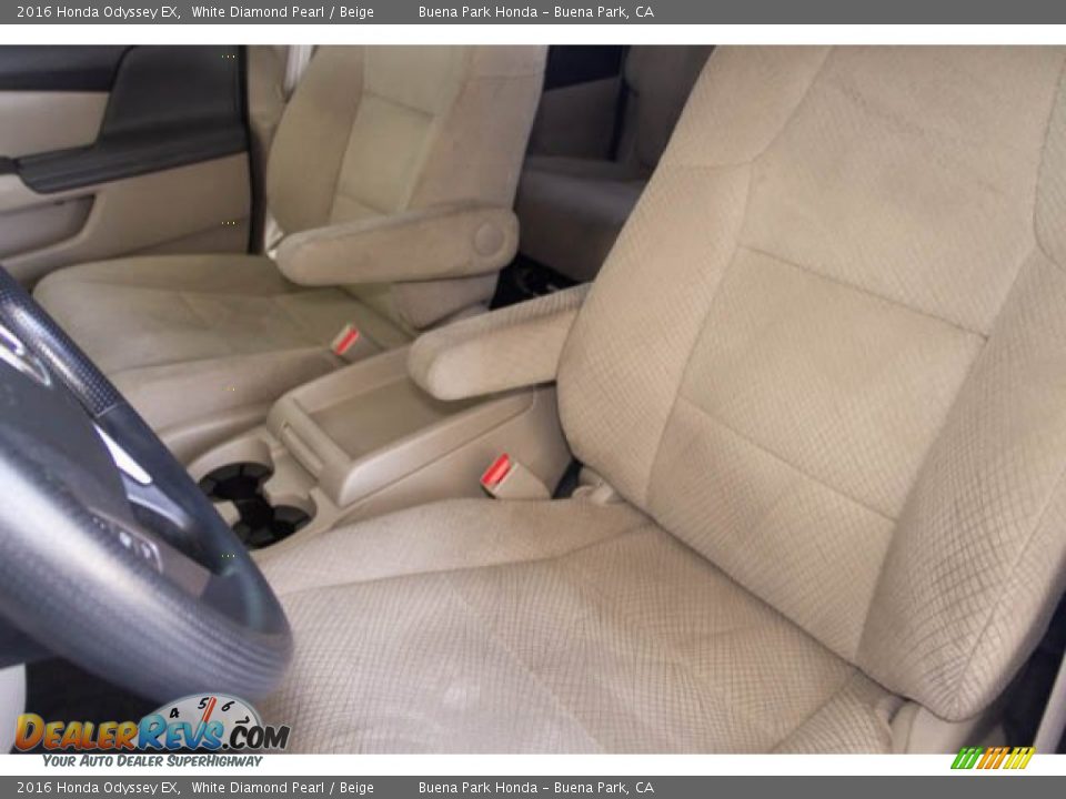 2016 Honda Odyssey EX White Diamond Pearl / Beige Photo #17