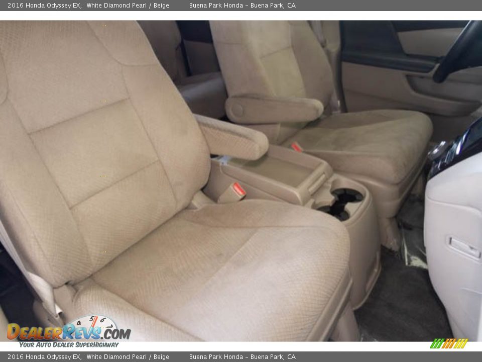 2016 Honda Odyssey EX White Diamond Pearl / Beige Photo #25