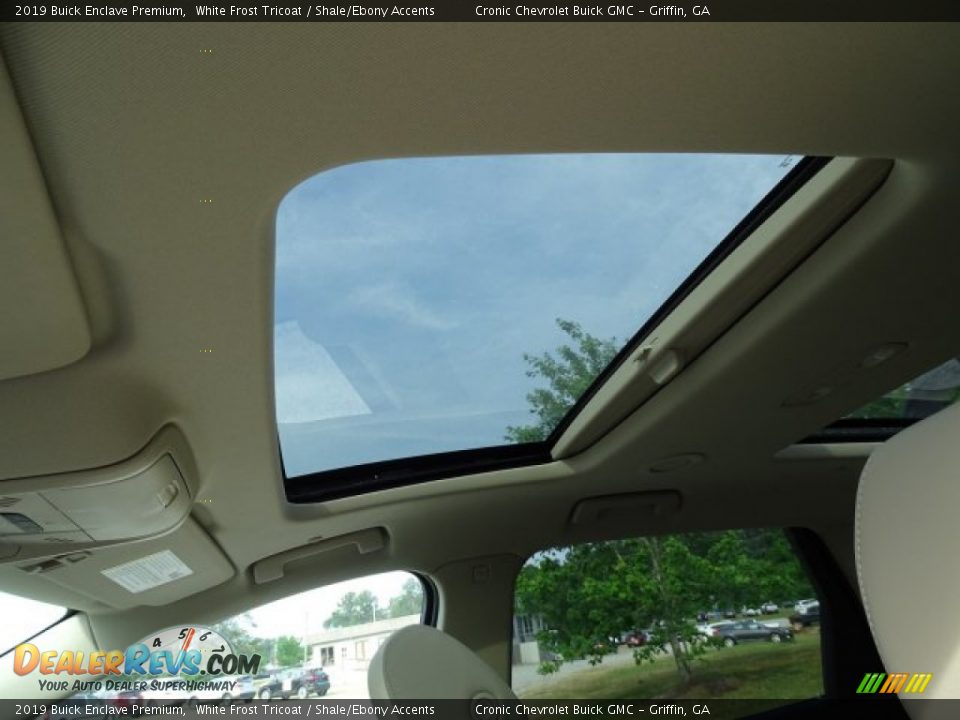 2019 Buick Enclave Premium White Frost Tricoat / Shale/Ebony Accents Photo #24