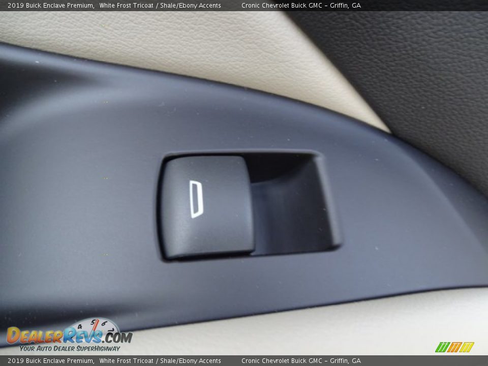 2019 Buick Enclave Premium White Frost Tricoat / Shale/Ebony Accents Photo #26