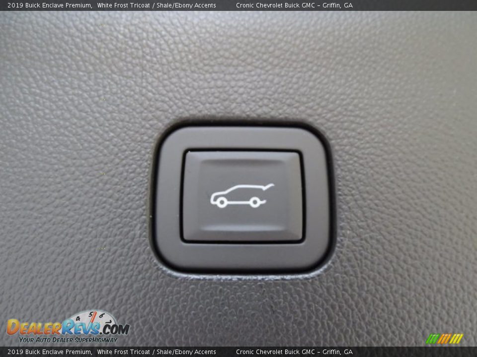 2019 Buick Enclave Premium White Frost Tricoat / Shale/Ebony Accents Photo #32