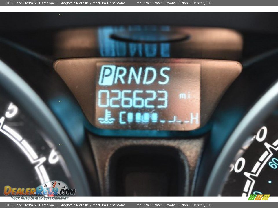 2015 Ford Fiesta SE Hatchback Magnetic Metallic / Medium Light Stone Photo #29