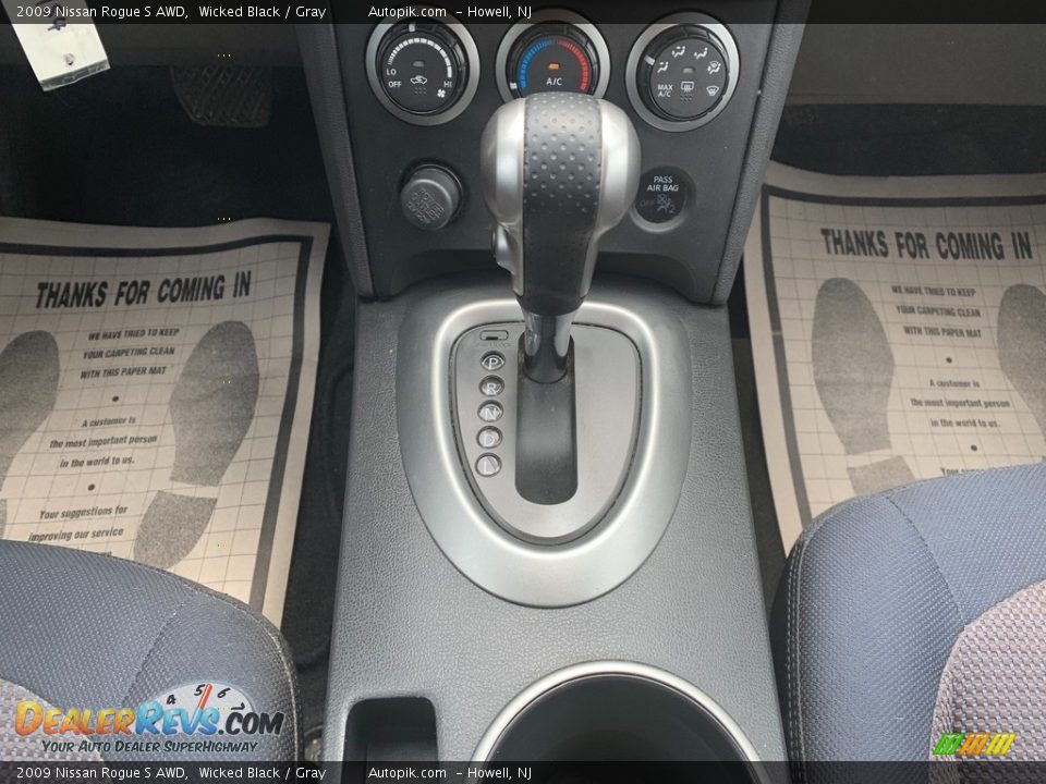 2009 Nissan Rogue S AWD Wicked Black / Gray Photo #16
