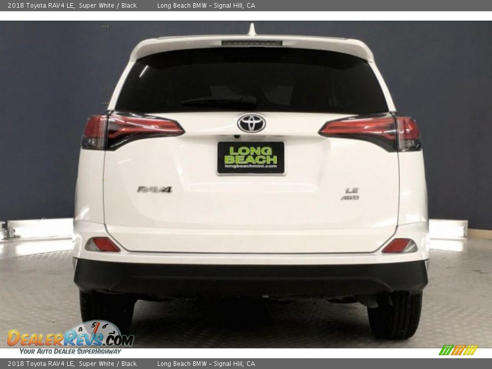 2018 Toyota RAV4 LE Super White / Black Photo #3
