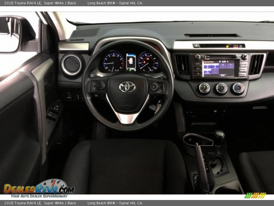 2018 Toyota RAV4 LE Super White / Black Photo #4