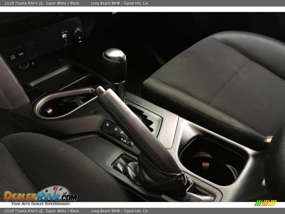 2018 Toyota RAV4 LE Super White / Black Photo #18