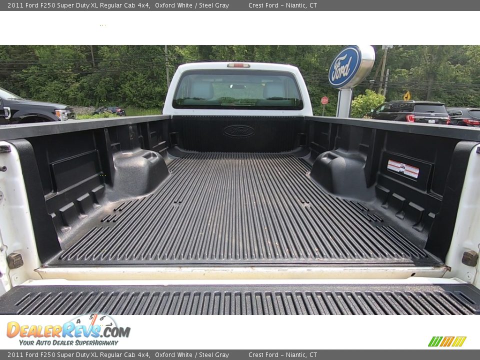 2011 Ford F250 Super Duty XL Regular Cab 4x4 Oxford White / Steel Gray Photo #18