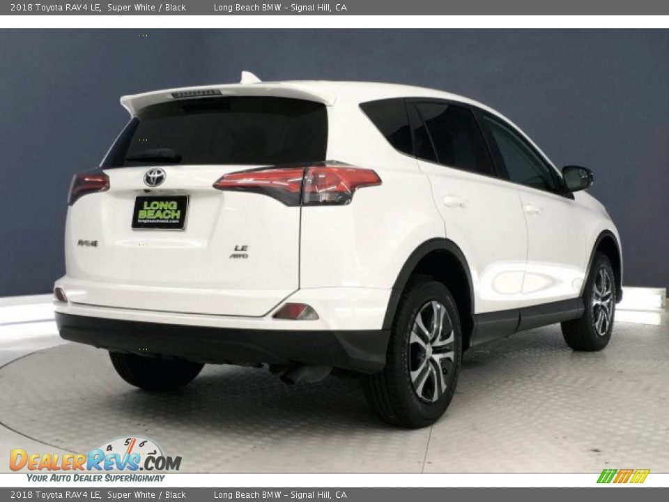 2018 Toyota RAV4 LE Super White / Black Photo #29