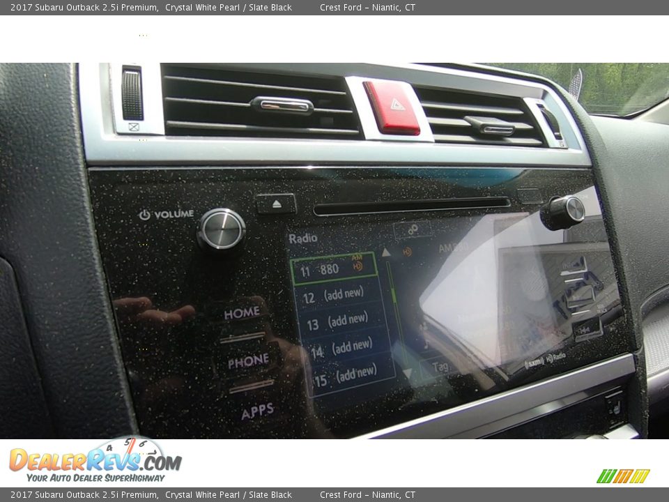 2017 Subaru Outback 2.5i Premium Crystal White Pearl / Slate Black Photo #15