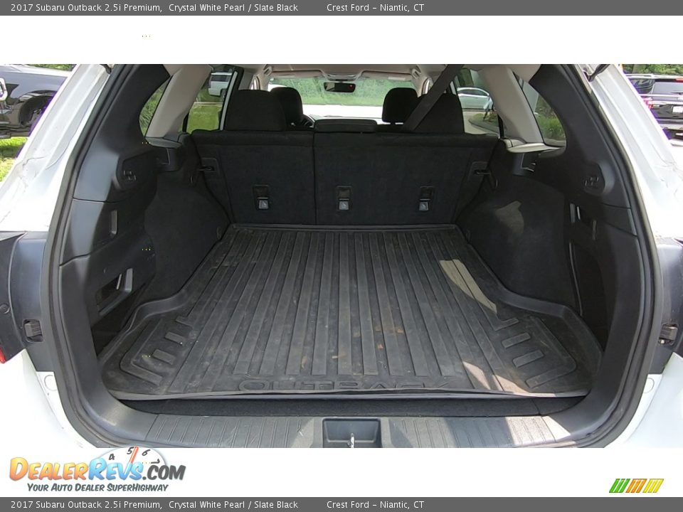 2017 Subaru Outback 2.5i Premium Crystal White Pearl / Slate Black Photo #21