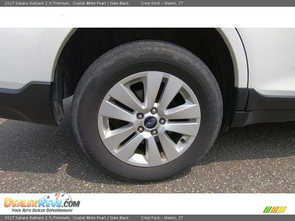 2017 Subaru Outback 2.5i Premium Crystal White Pearl / Slate Black Photo #22
