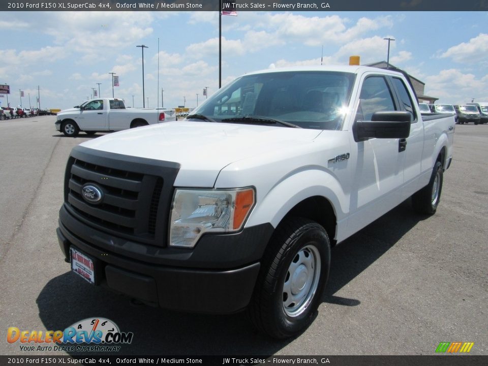 2010 Ford F150 XL SuperCab 4x4 Oxford White / Medium Stone Photo #1