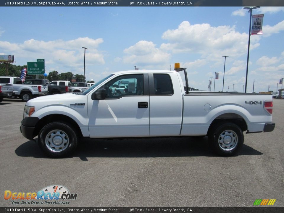 2010 Ford F150 XL SuperCab 4x4 Oxford White / Medium Stone Photo #2