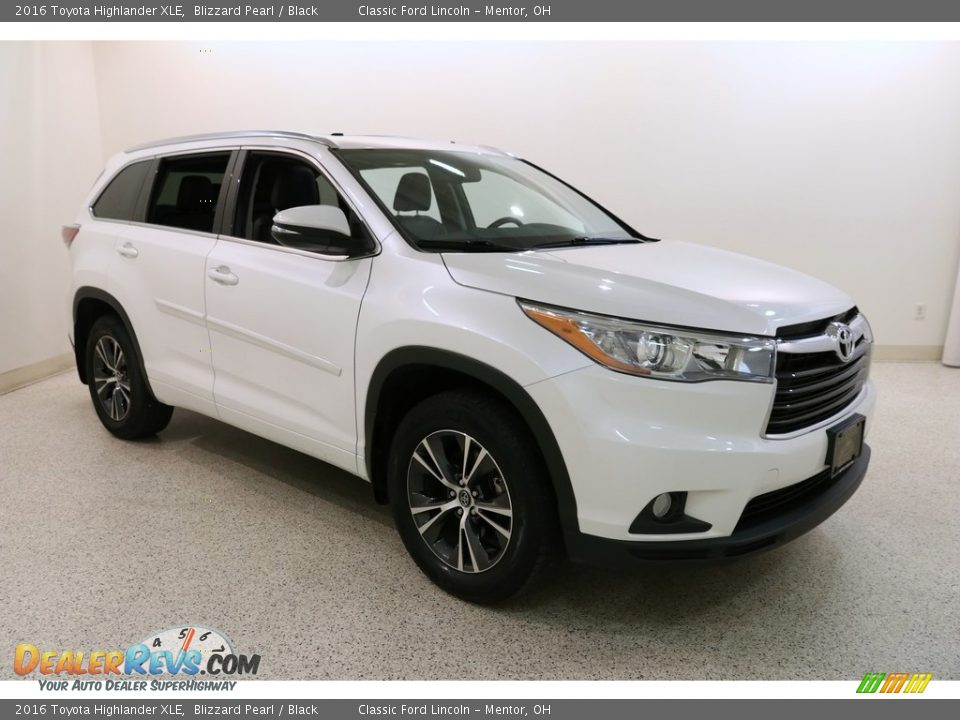2016 Toyota Highlander XLE Blizzard Pearl / Black Photo #1