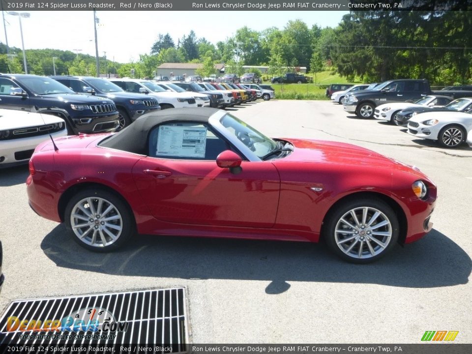 2019 Fiat 124 Spider Lusso Roadster Red / Nero (Black) Photo #6