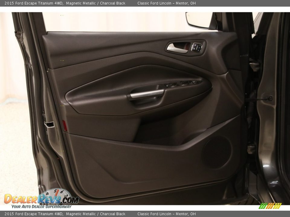 2015 Ford Escape Titanium 4WD Magnetic Metallic / Charcoal Black Photo #4