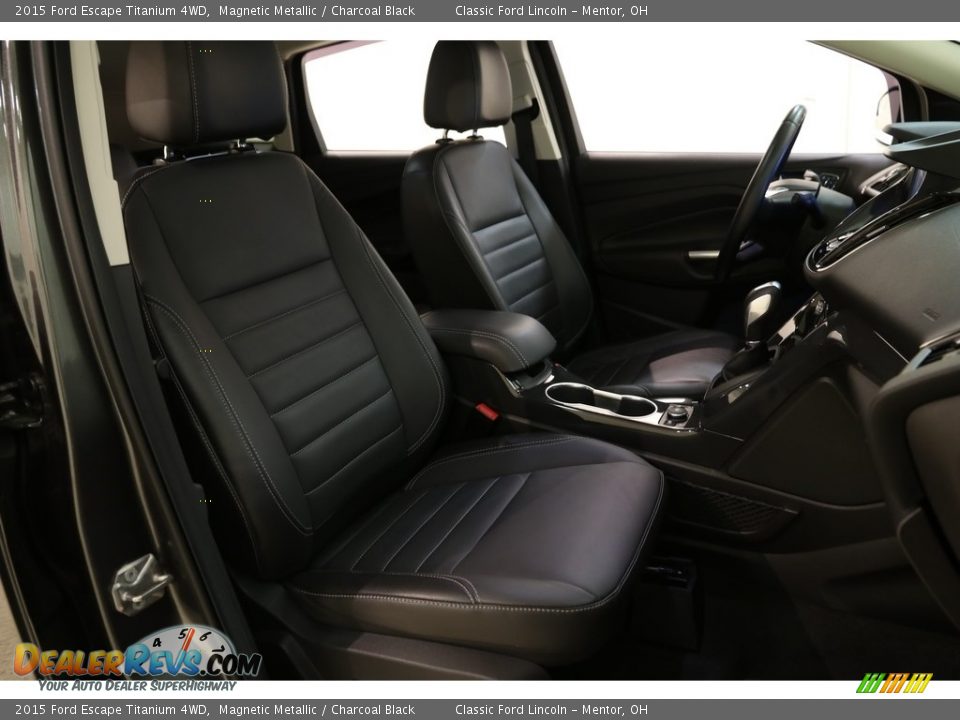 2015 Ford Escape Titanium 4WD Magnetic Metallic / Charcoal Black Photo #17