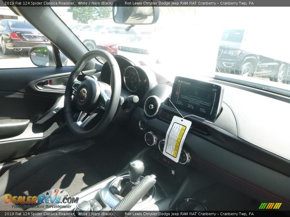 2019 Fiat 124 Spider Classica Roadster White / Nero (Black) Photo #11