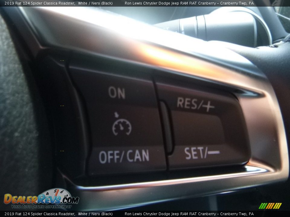 2019 Fiat 124 Spider Classica Roadster White / Nero (Black) Photo #17