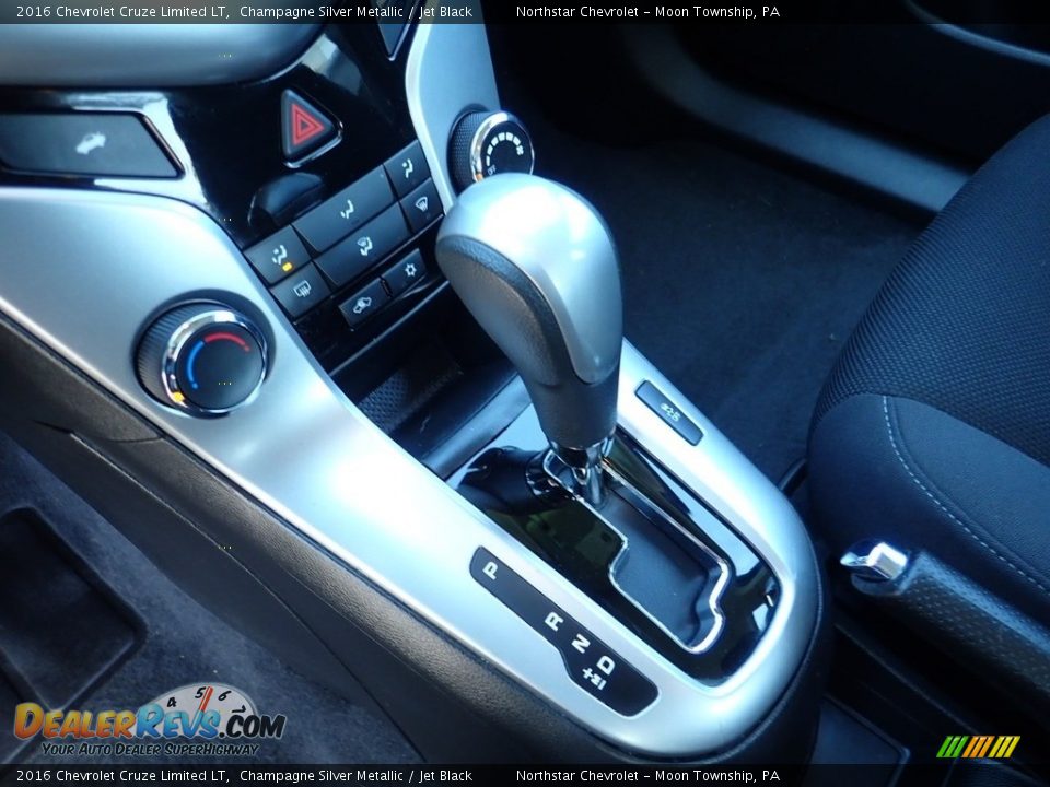 2016 Chevrolet Cruze Limited LT Champagne Silver Metallic / Jet Black Photo #26