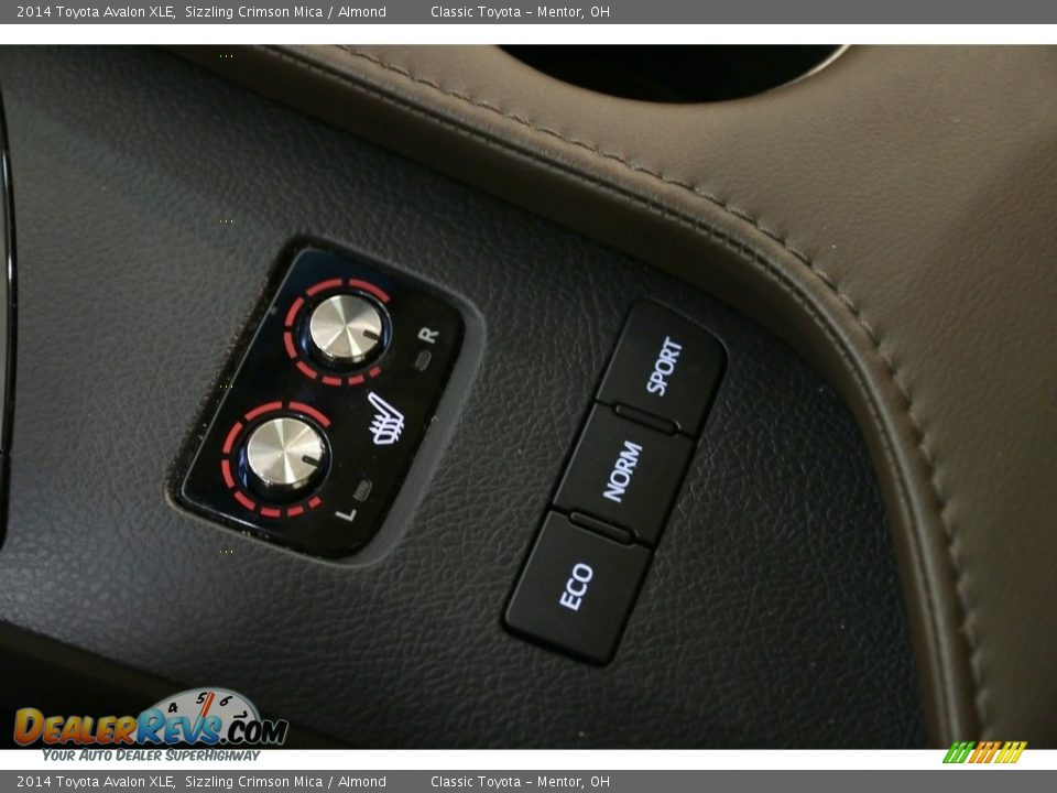 2014 Toyota Avalon XLE Sizzling Crimson Mica / Almond Photo #15