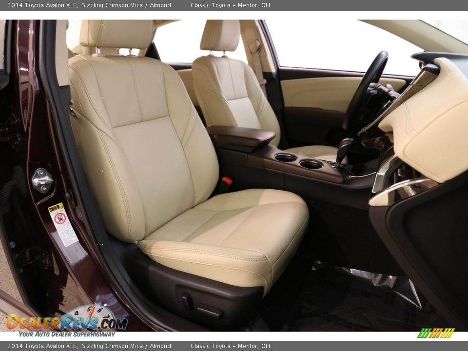 2014 Toyota Avalon XLE Sizzling Crimson Mica / Almond Photo #16